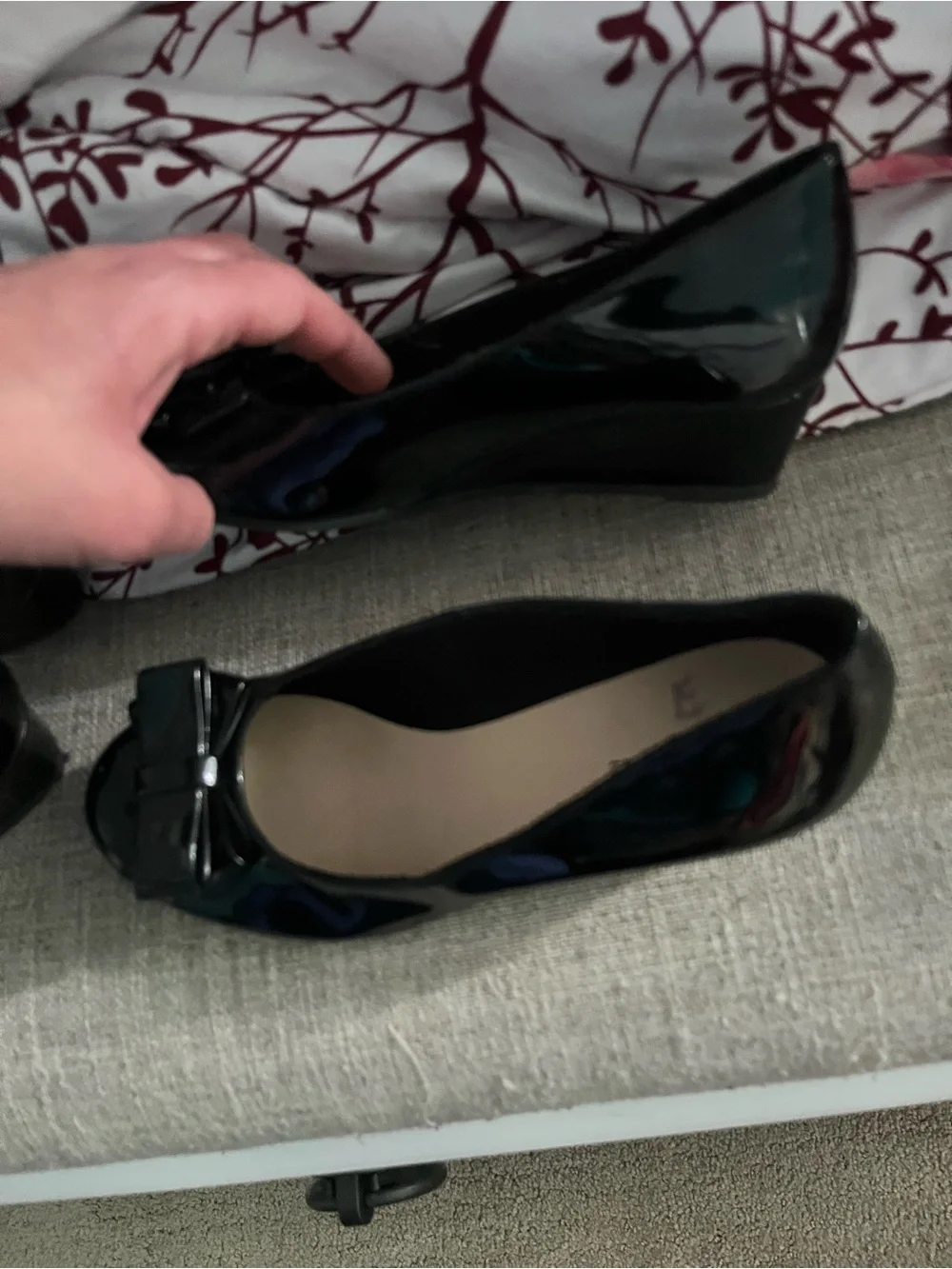 American Eagle Outfitters Black Patent Bow Ballet Flats - Women